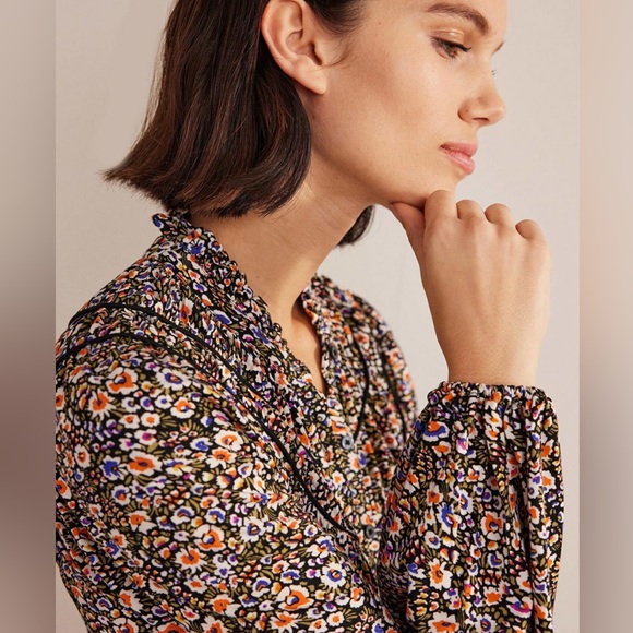 Boden Ruched Yoke Jersey Shirt Semi-Fitted Size 6 - Picture 3 of 7